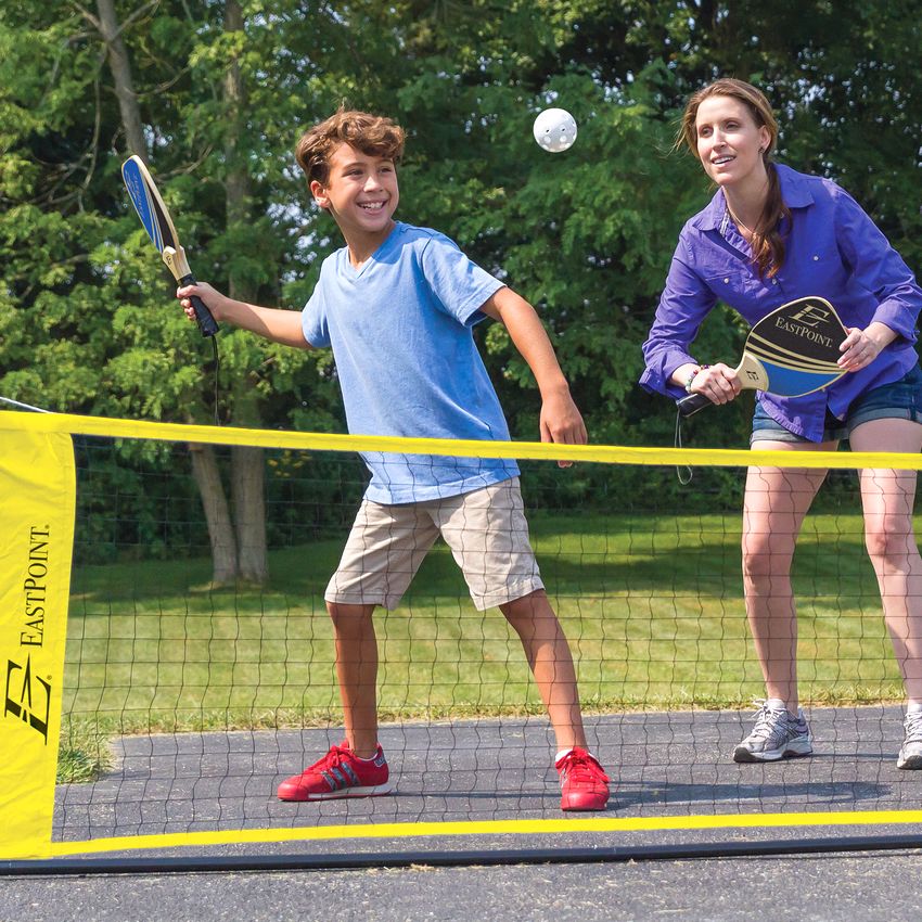 can you play singles pickleball