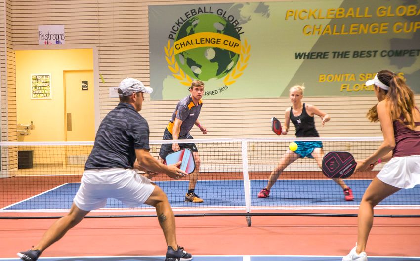 what are the best shoes to wear to play pickleball
