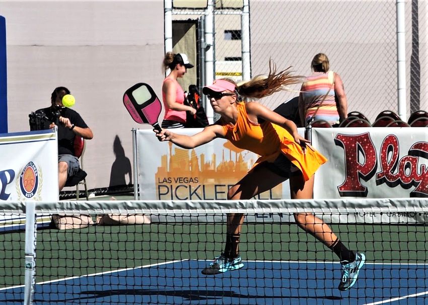 can 2 play pickleball